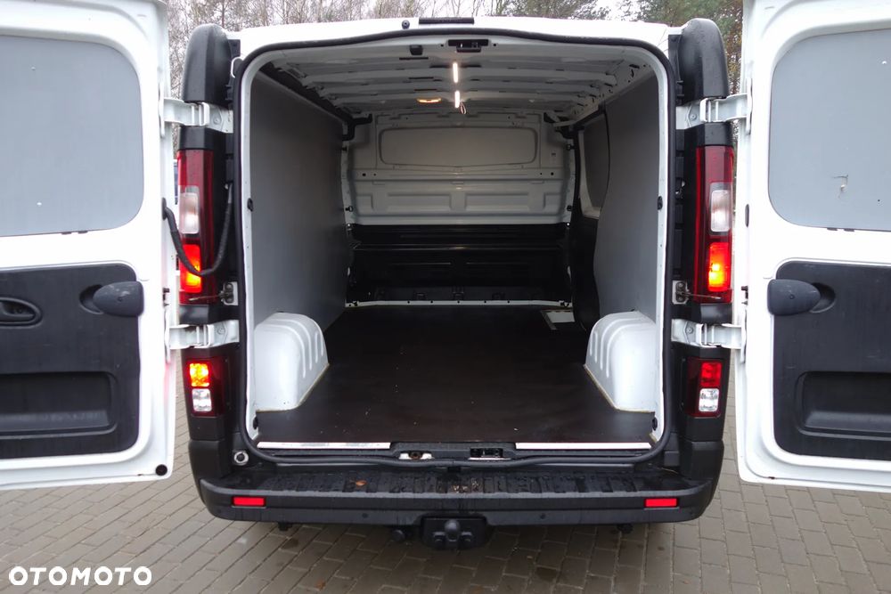 Renault Trafic 2.0 Dci  120 KM Long Klima Kamera Ledy - 10