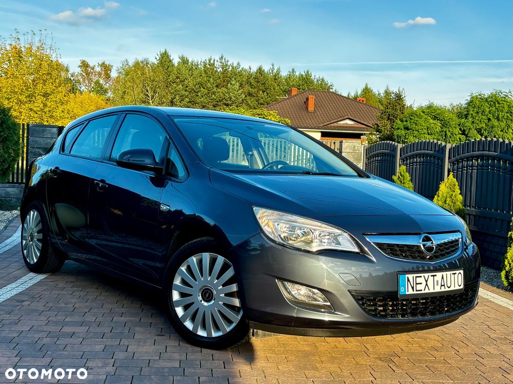 Opel Astra - 1