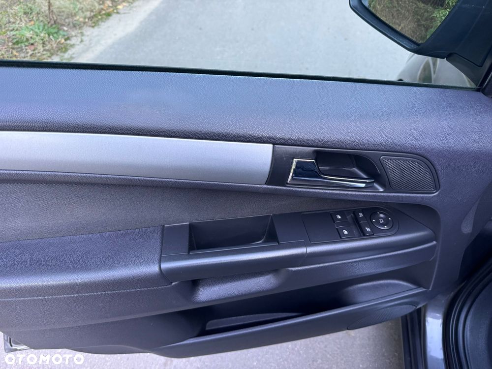 Opel Zafira - 14