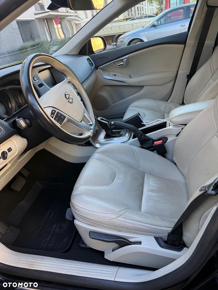 Volvo V40 Cross Country T3 Drive-E Summum - 7