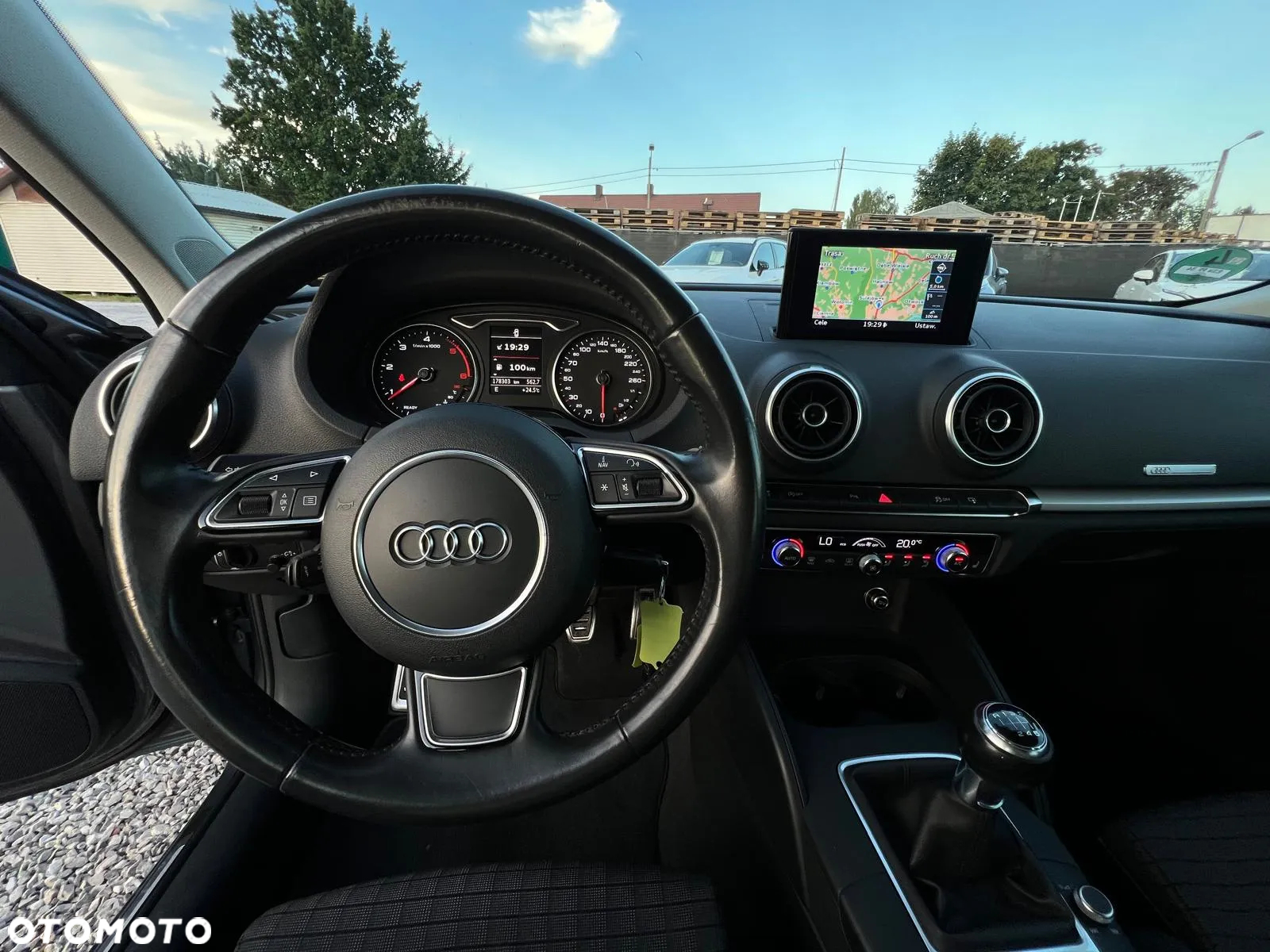 Audi A3 2.0 TDI Ambiente - 25