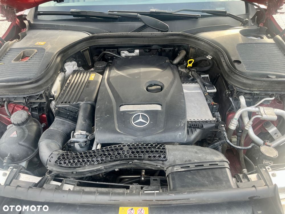 Mercedes-Benz GLC 300 4Matic 9G-TRONIC - 18