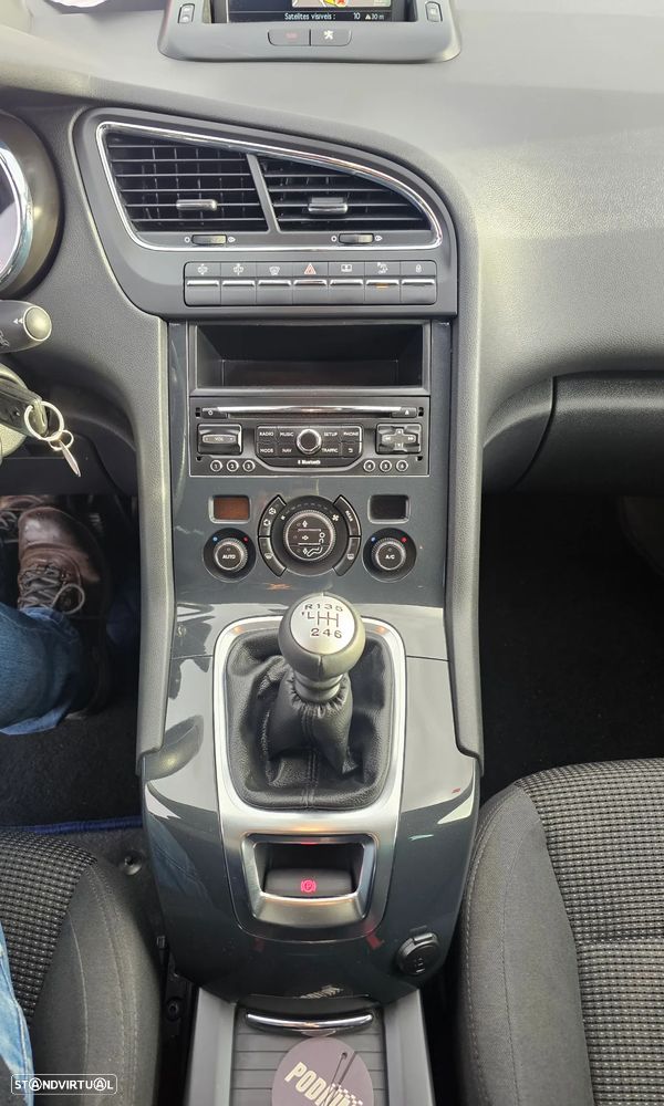 Peugeot 5008 1.2 PureTech Allure - 10