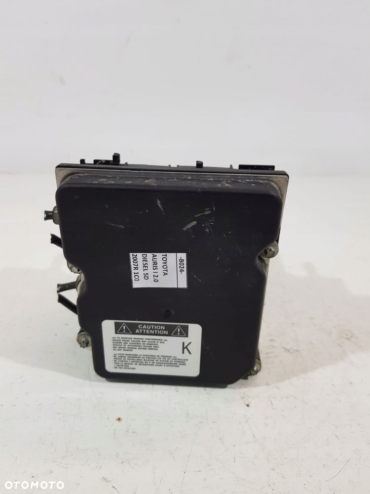 pompa hamulcowa abs 44540-02060 toyota auris i avensis 2.0d d-4d - 5
