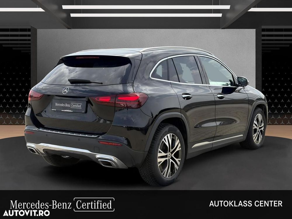 Mercedes-Benz GLA - 6