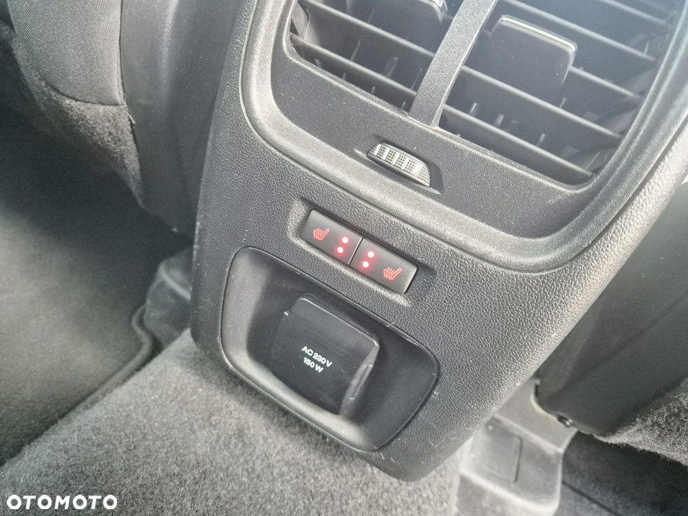 Ford Kuga - 35