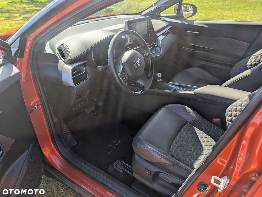 Toyota C-HR 2.0 Orange Edition - 10
