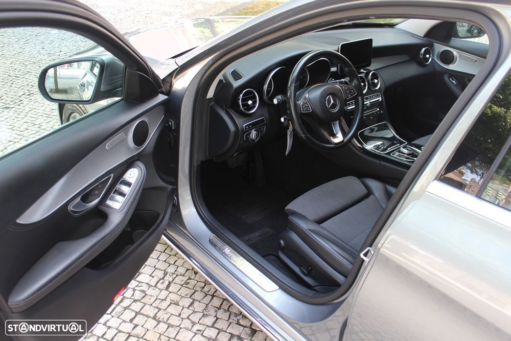 Mercedes-Benz C 220 - 12