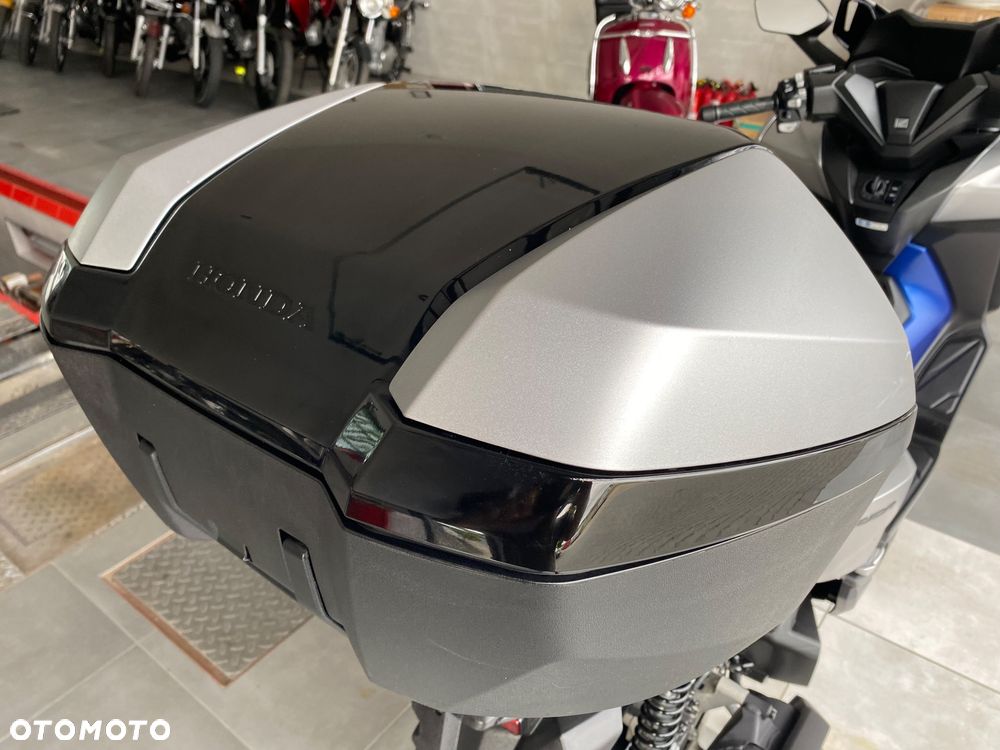 Honda NSS - 34