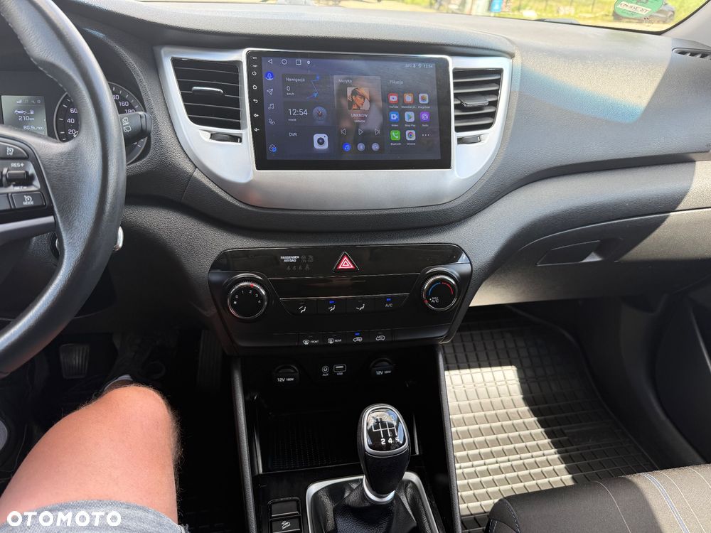 Hyundai Tucson 1.7 CRDI BlueDrive Classic 2WD - 24