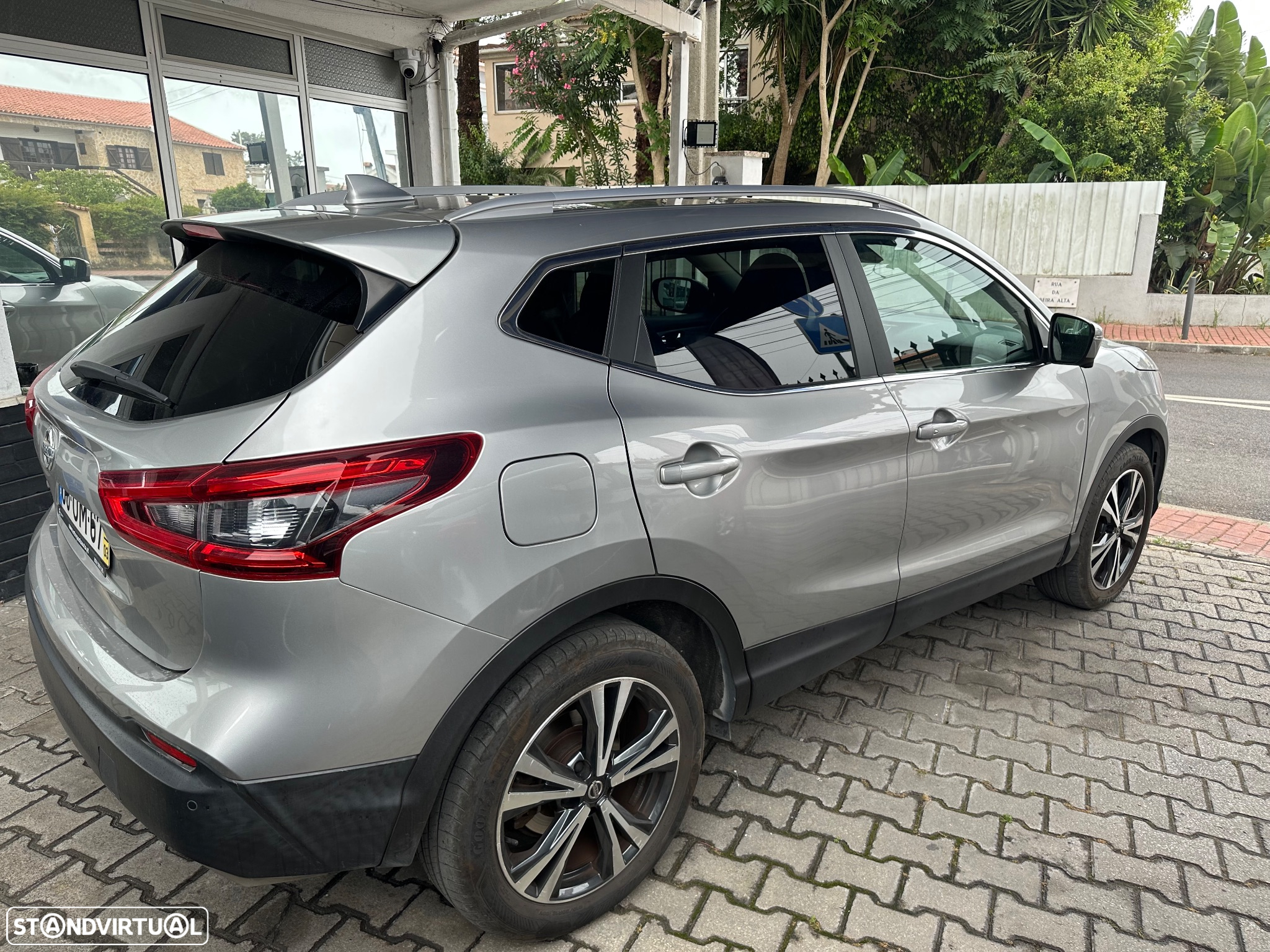 Nissan Qashqai 1.5 dCi N-Connecta 18 - 8