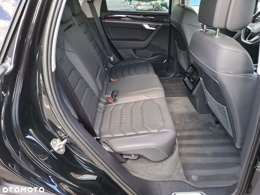 Volkswagen Touareg 3.0 V6 TDI 4Motion Elegance - 13