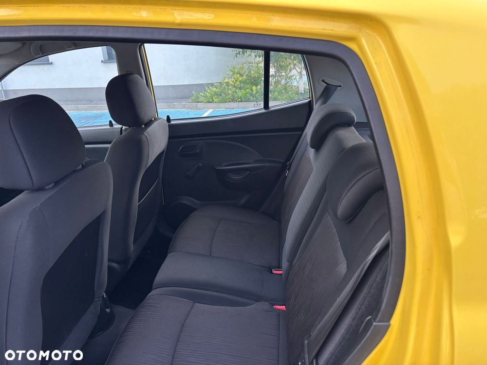 Kia Picanto - 15
