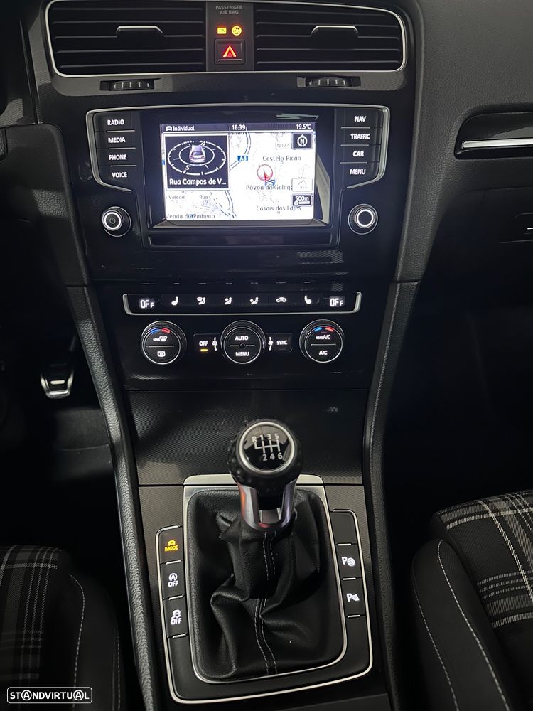 VW Golf GTD (BlueMotion ) - 21