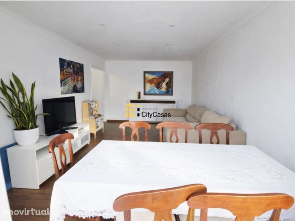 T2 com Garagem | Próximo à Praia de Salgueiros. - Grande imagem: 2/18