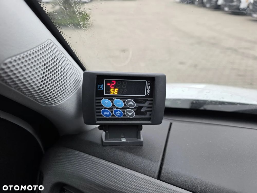 Iveco 50C18 Mroźnia Chłodnia -20 + 20 st. Winda 1000 kg 8EP Krajowy Ledy Nawigacja Wzmocniony dmc 3500 kg ! - 8