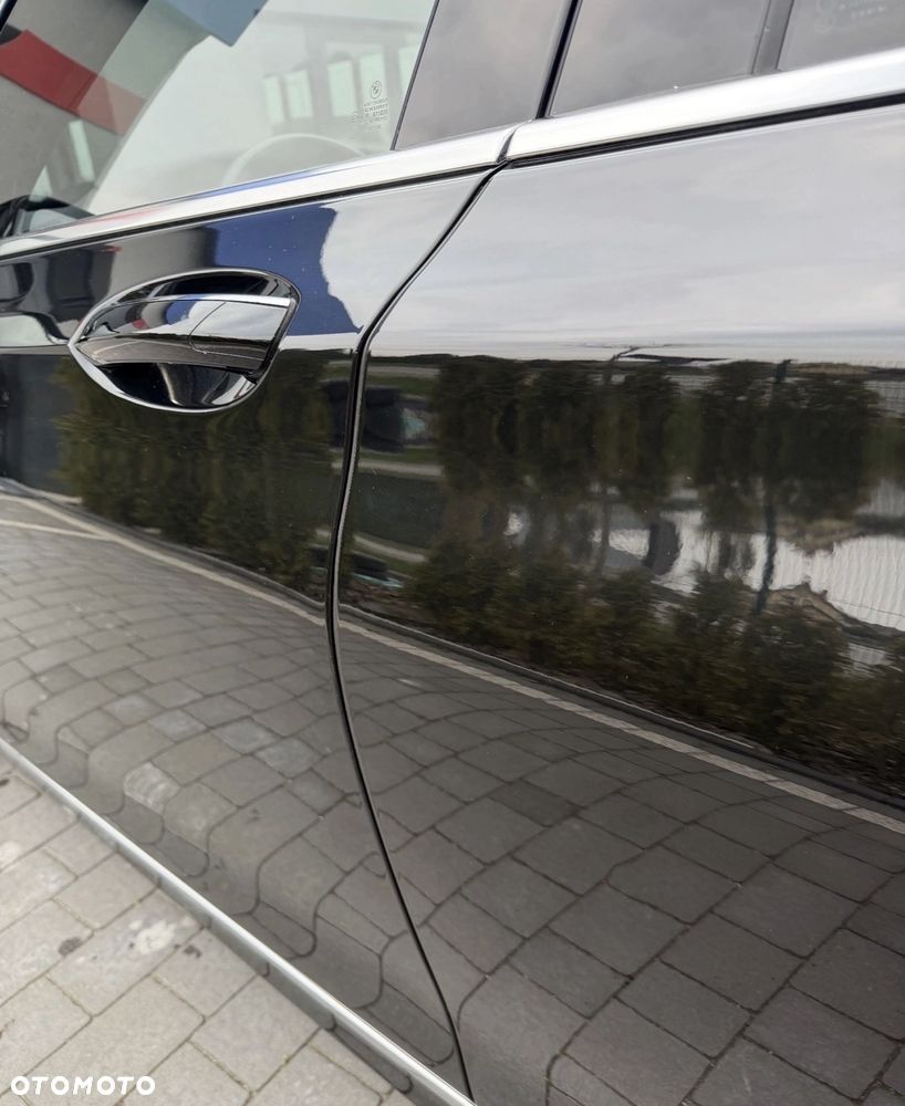BMW Seria 7 740Li - 34