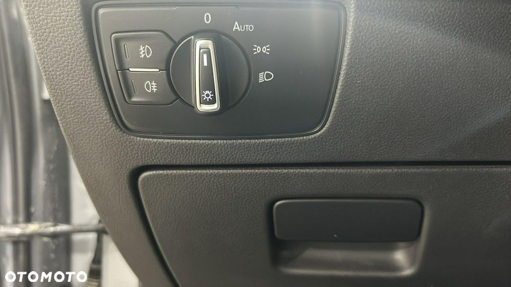 Volkswagen Passat 2.0 TDI EVO Business DSG - 26