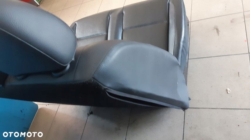 Mercedes Vito W447 Foteł Ławka Dwójka Skóra - 6