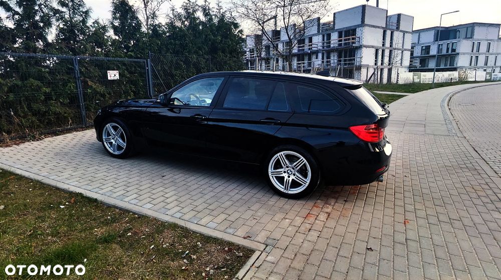 BMW Seria 3 320d - 31