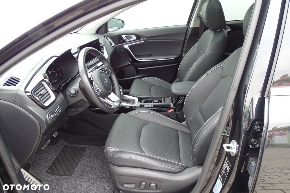 Kia XCeed 1.5 T-GDI MHEV Prestige Line DCT - 17