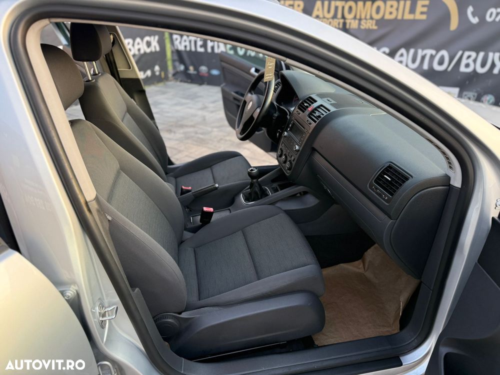Volkswagen Golf 1.6 FSI Comfortline - 8