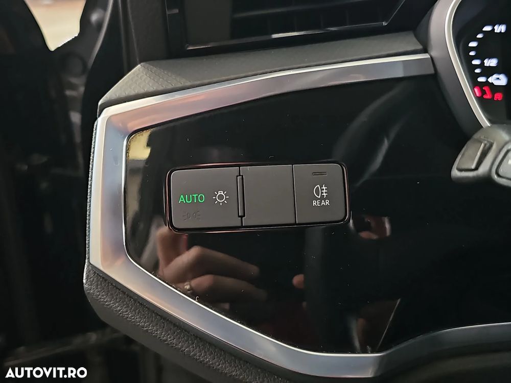 Audi Q3 45 TFSIe S tronic - 16