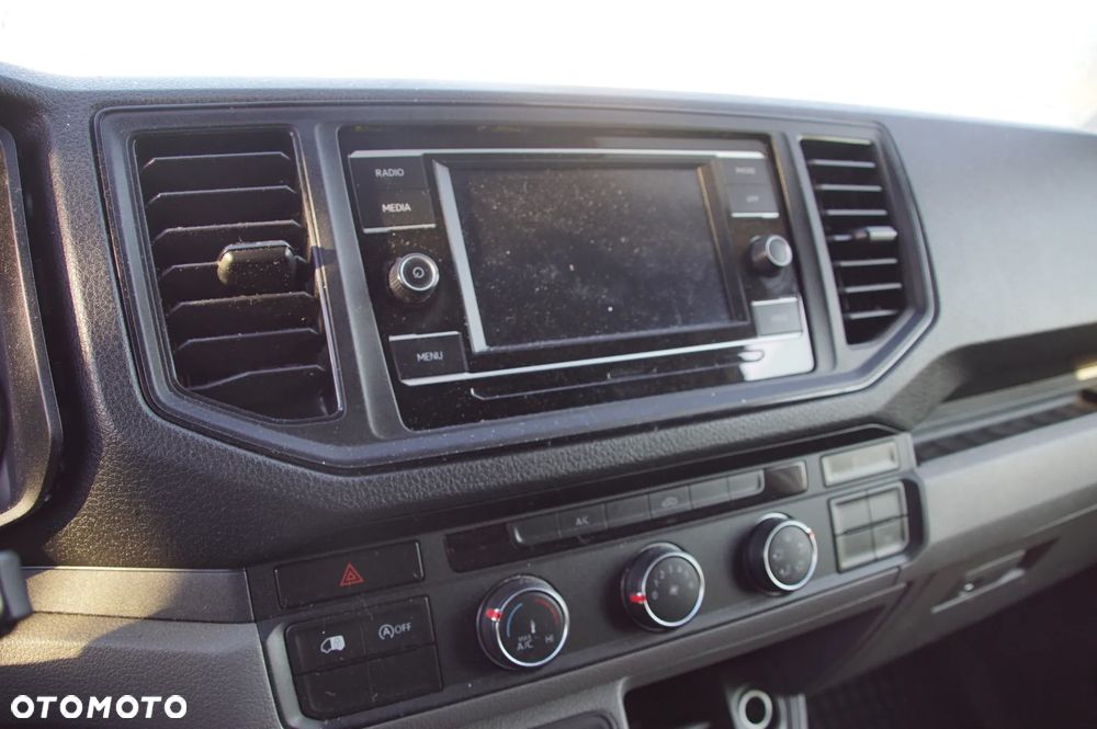 Auto na części - MAN TGE 3.180 / Volkswagen Crafter II 2.0 BiTDI 177 KM DMZ VGY LB9A 2022R Silnik Skrzynia Drzwi Błotnik Szyba Lampa Deska Kokpit Sterownik Moduł Czujnik Licznik Wyświetlacz Kierownica Fotel - 12