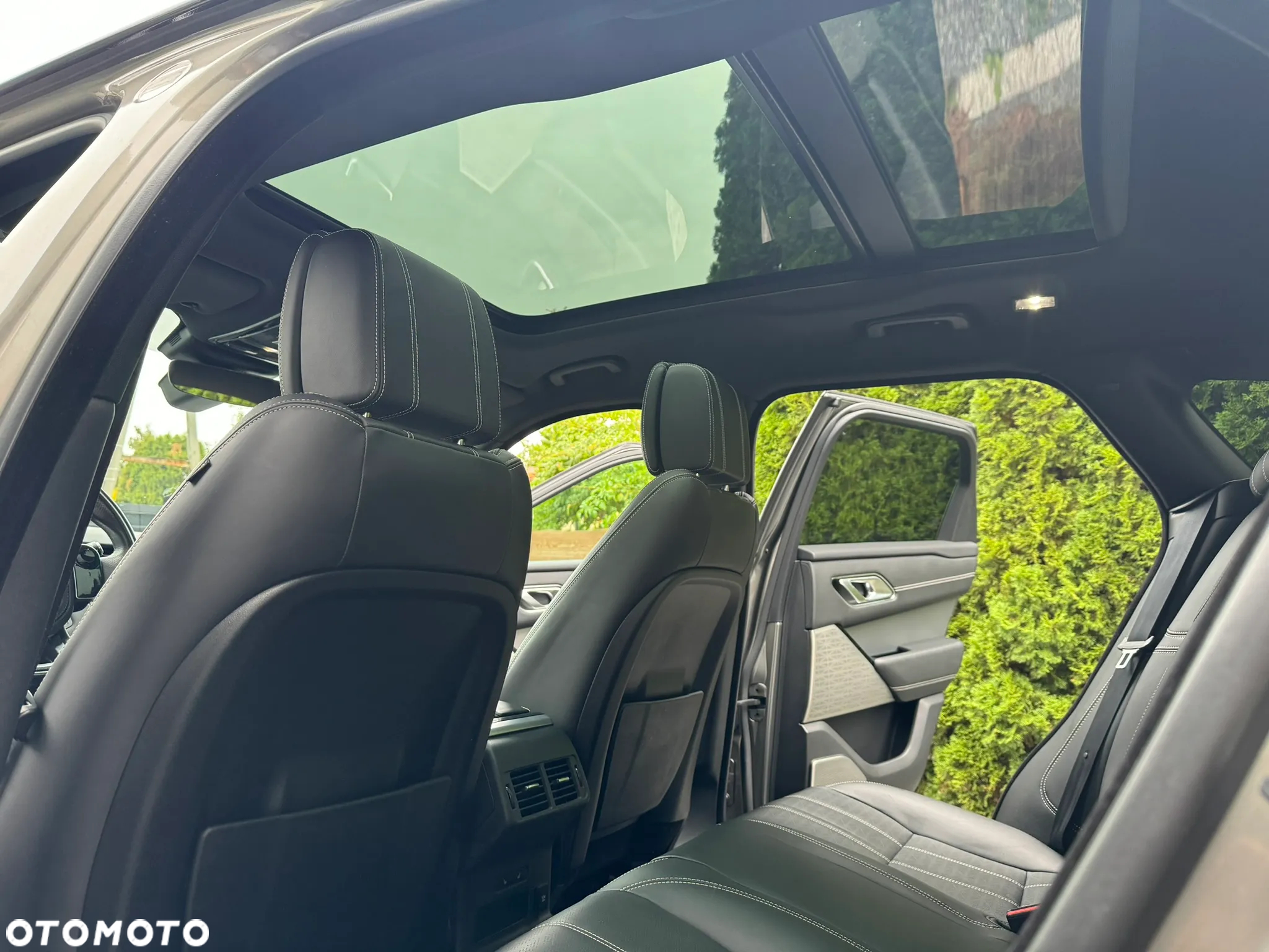 Land Rover Range Rover Velar 3.0d R-Dynamic - 18