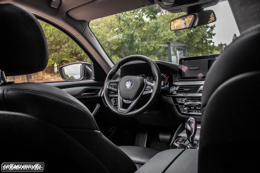 BMW 520 d Line Luxury Auto - 35