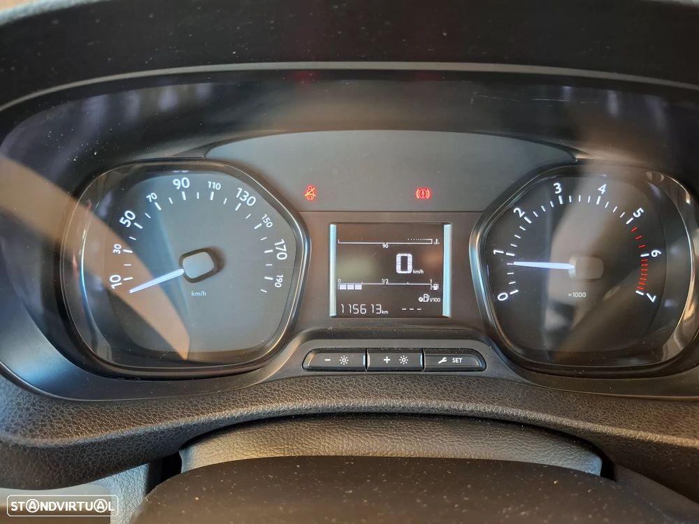 Opel Vivaro 2.0 CDTi L3H1 Essentia - 25