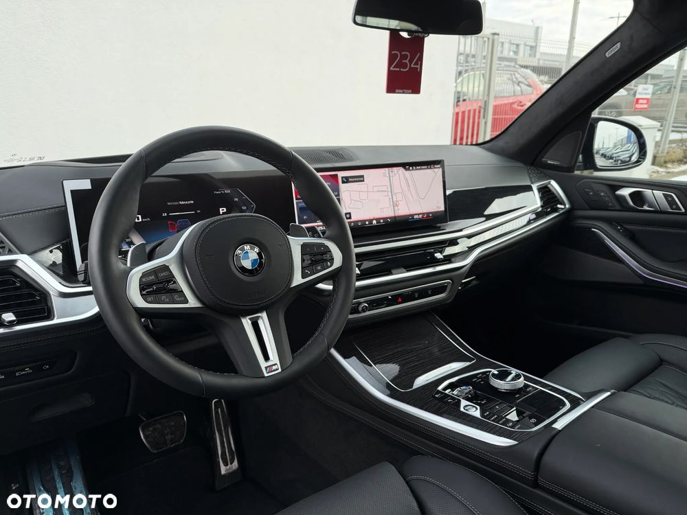 BMW X5 M M60i xDrive - 28