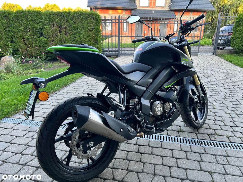 QJMOTOR SRK 125S - 7