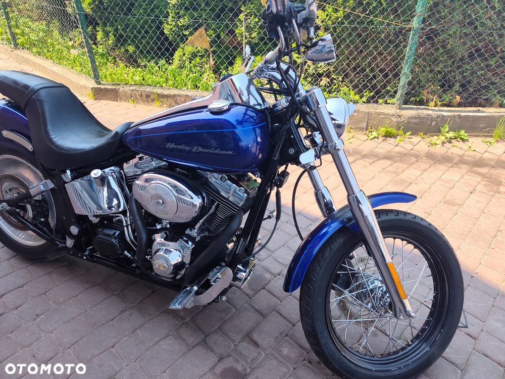 Harley-Davidson Dyna Street Bob - 23