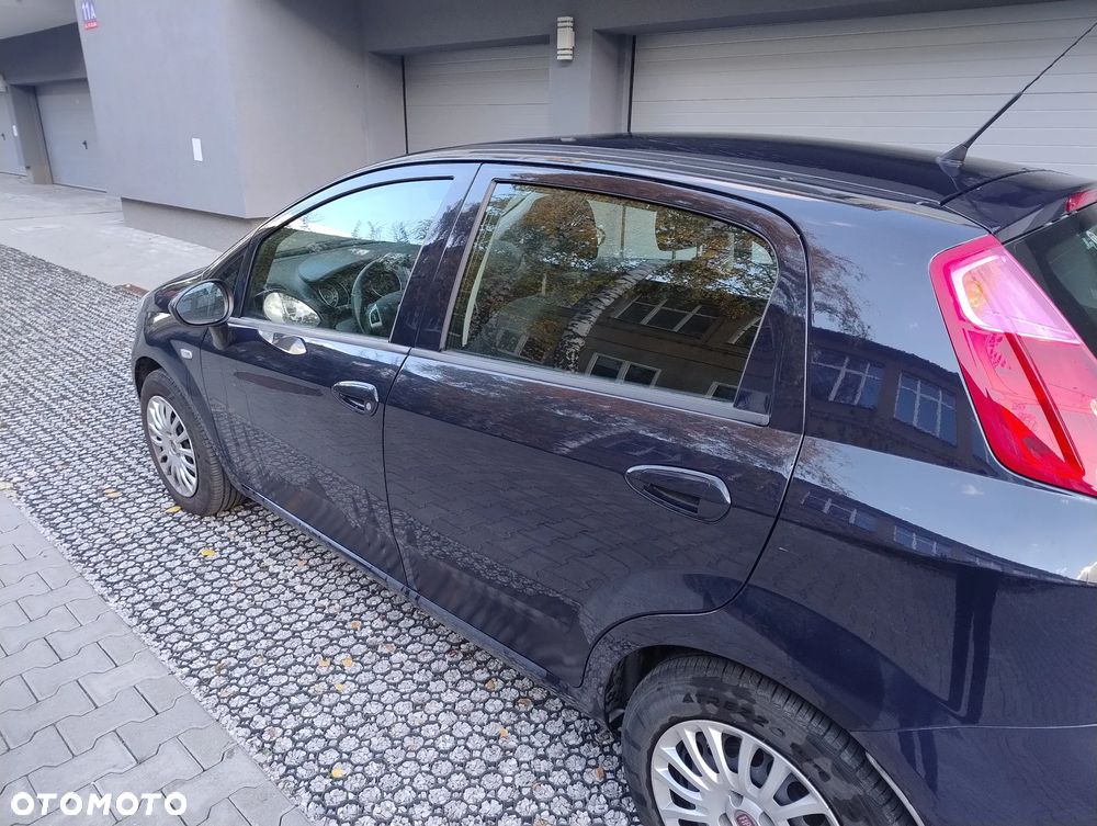 Fiat Punto 1.4 Easy S&S - 6