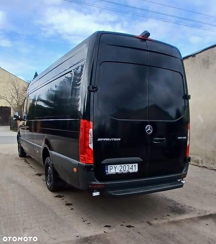Mercedes-Benz SPRINTER - 4