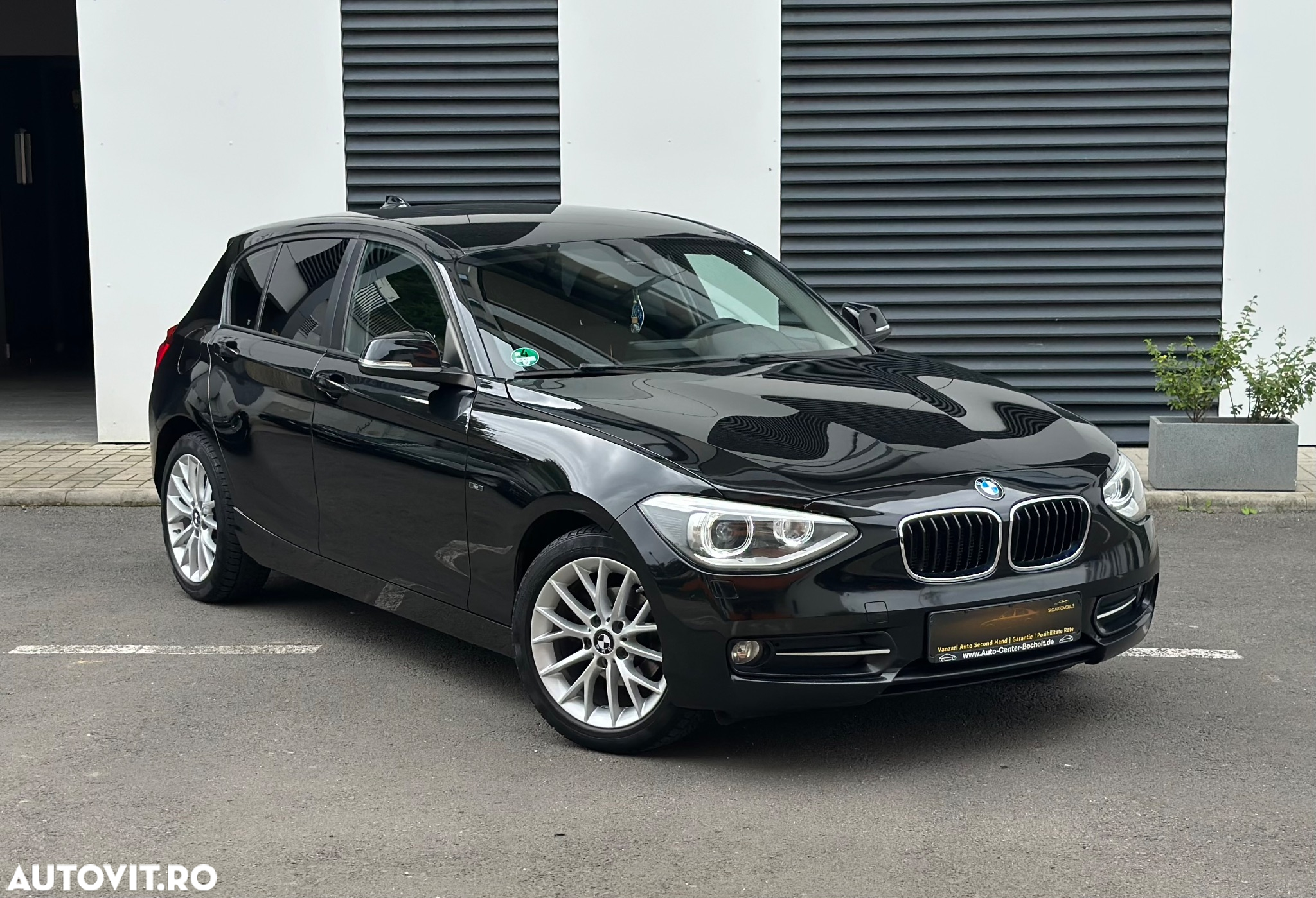 BMW Seria 1 118d Sport Line - 2