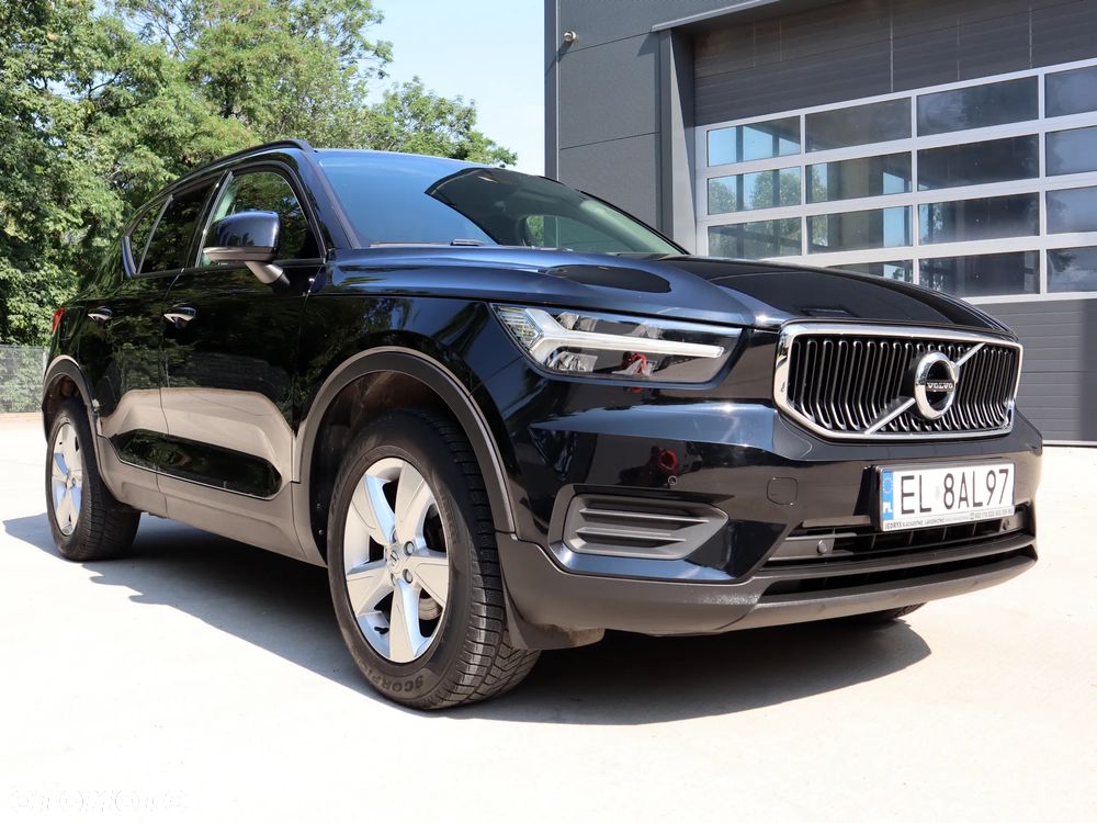 Volvo XC 40 T3 Momentum - 2