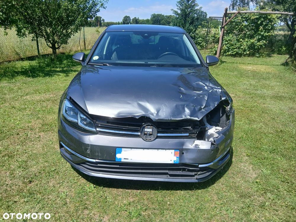 Volkswagen Golf - 5