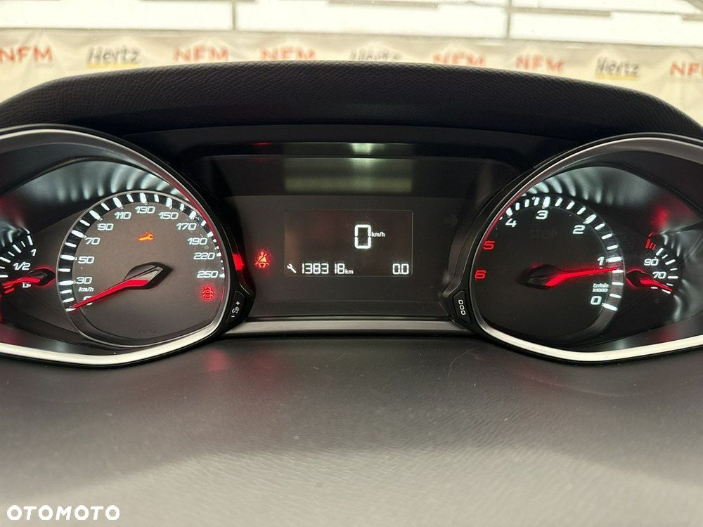 Peugeot 308 - 16