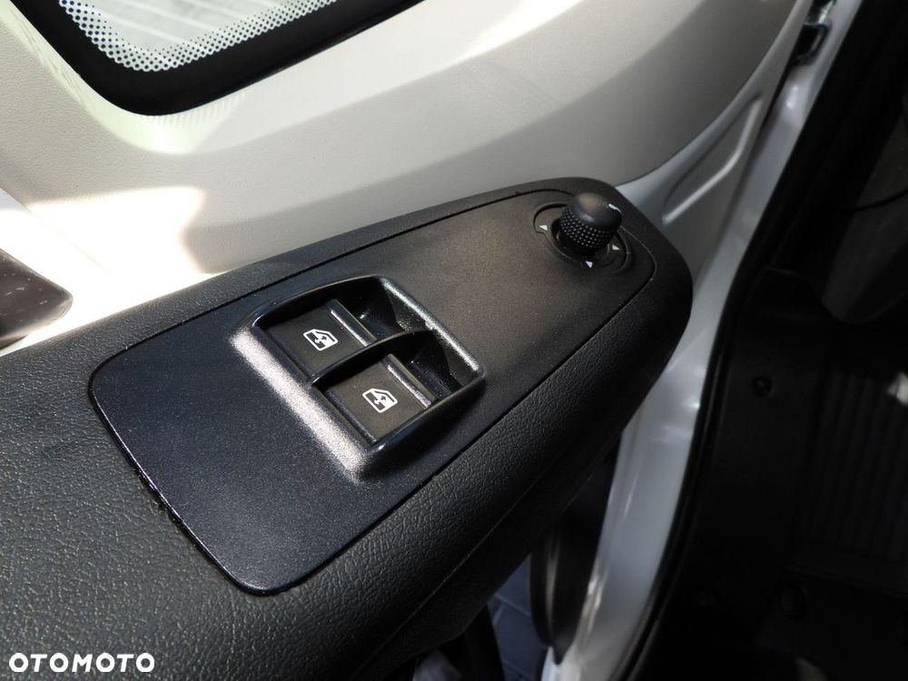 Peugeot BOXER  WYWROTKA PODWÓJNA KABINA DOKA 7 MIEJSC TEMPOMAT KLIMATYZACJA  140KM - 27