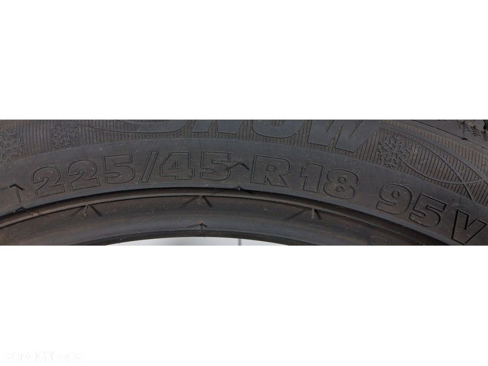 Opony zimowe 225/45R18 95V Riken - 4
