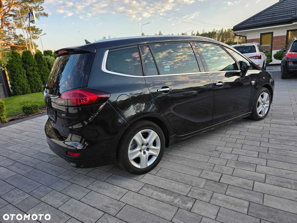 Opel Zafira - 2