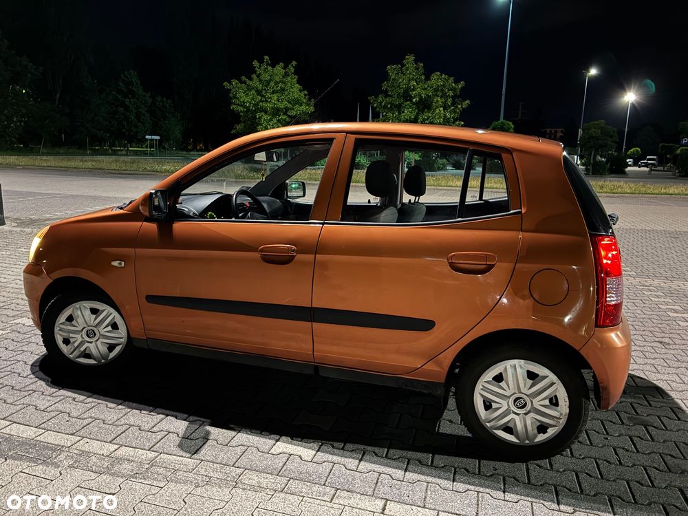 Kia Picanto 1.1 - 12