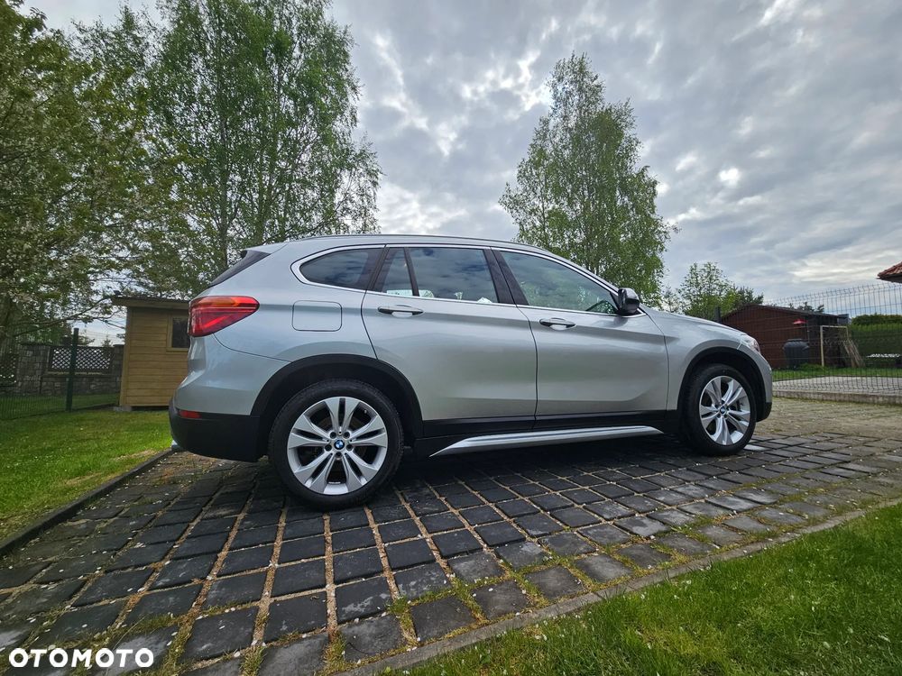 BMW X1 sDrive20d Sport Line - 12