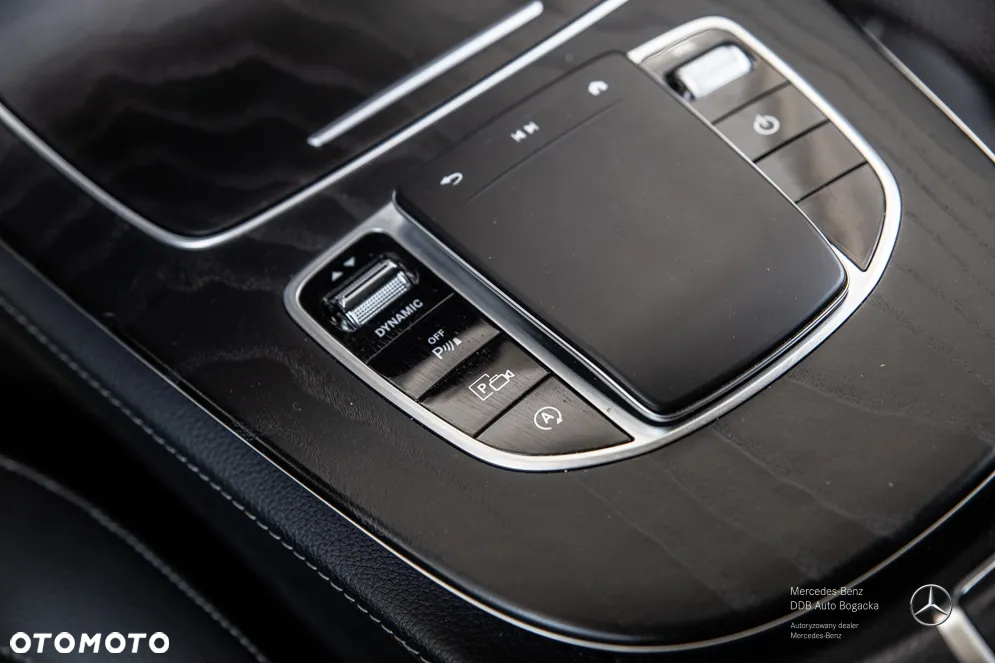 Mercedes-Benz Klasa E 220 d 4-Matic Avantgarde - 21