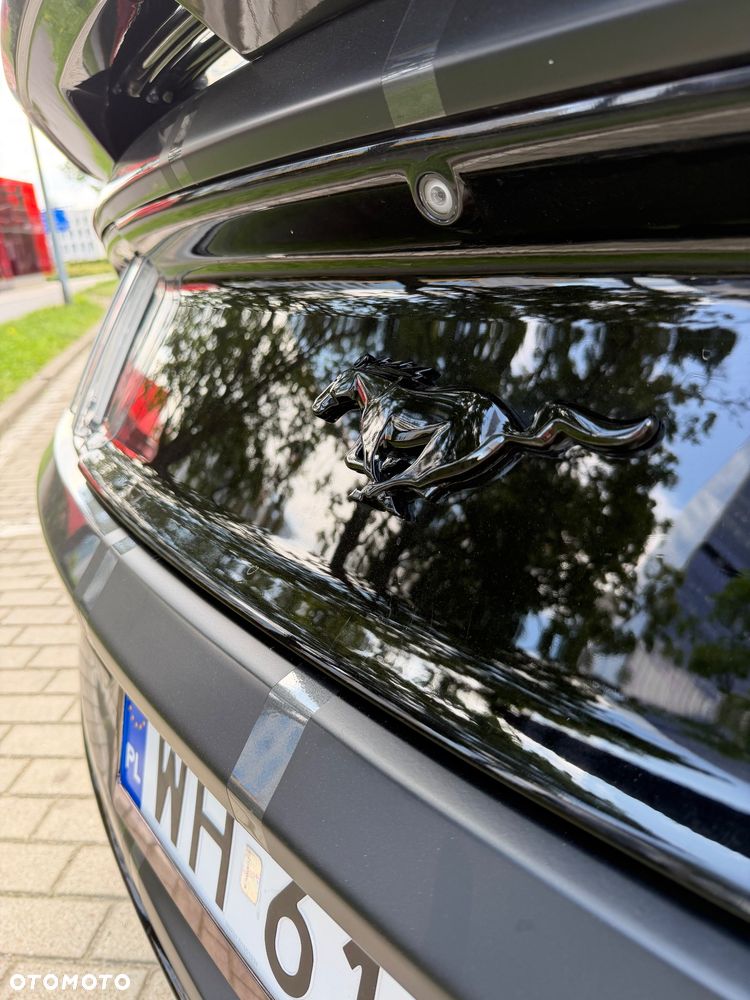 Ford Mustang - 16