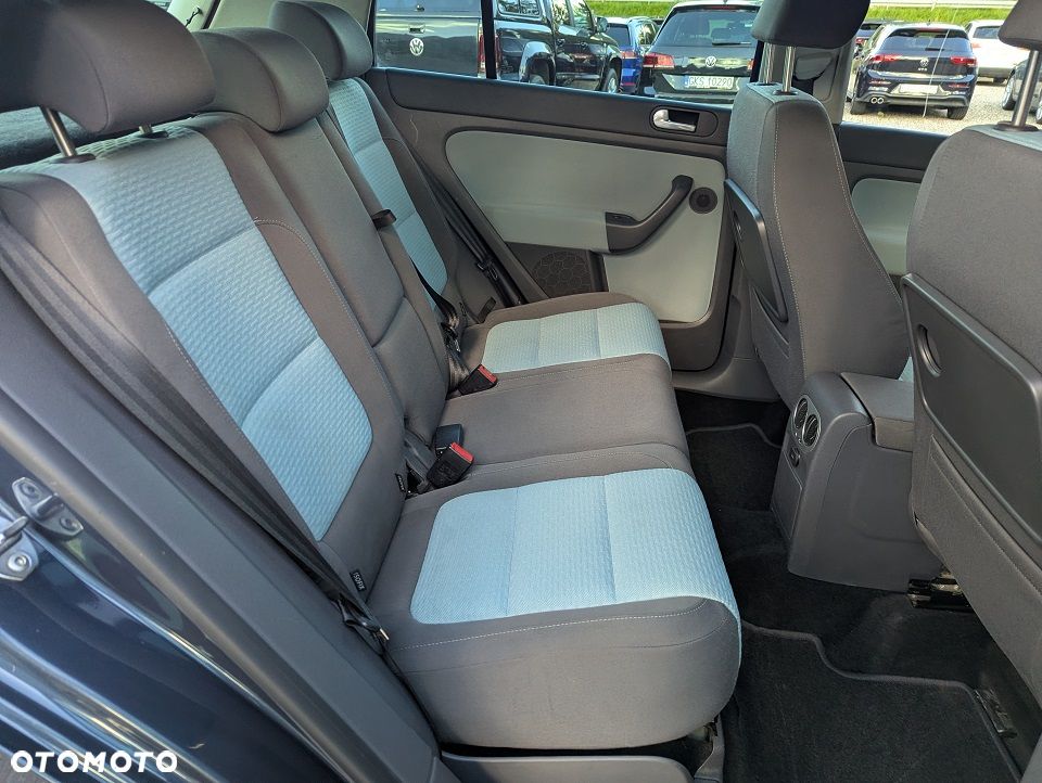 Volkswagen Golf Plus 1.9 TDI DPF CrossGolf - 23
