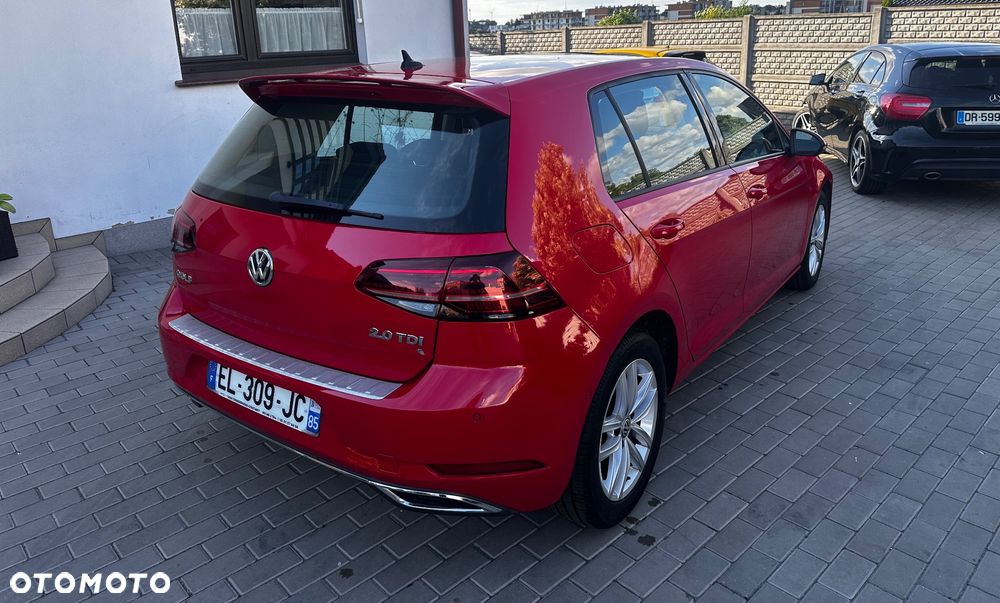 Volkswagen Golf 2.0 BlueTDI DSG Highline - 10
