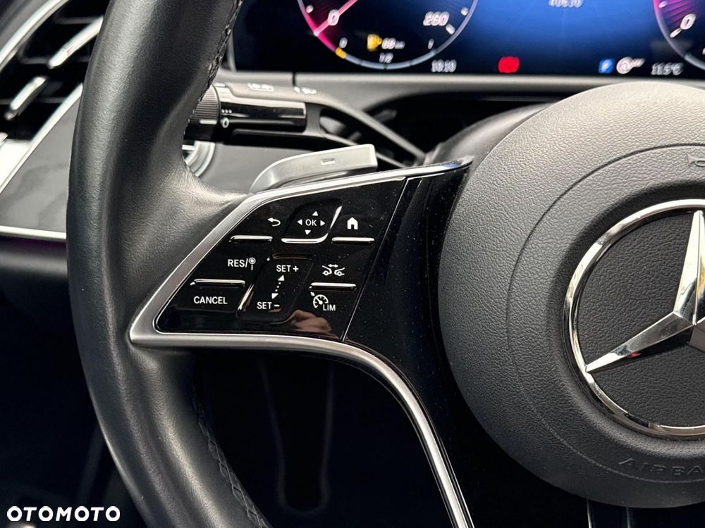 Mercedes-Benz Klasa E - 22